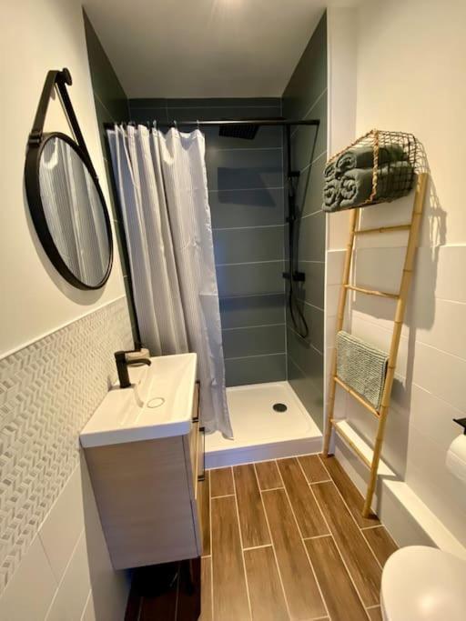 Studio D'Hotes Avec Piscine « Le Clos N°6 » Cormicy Extérieur photo
