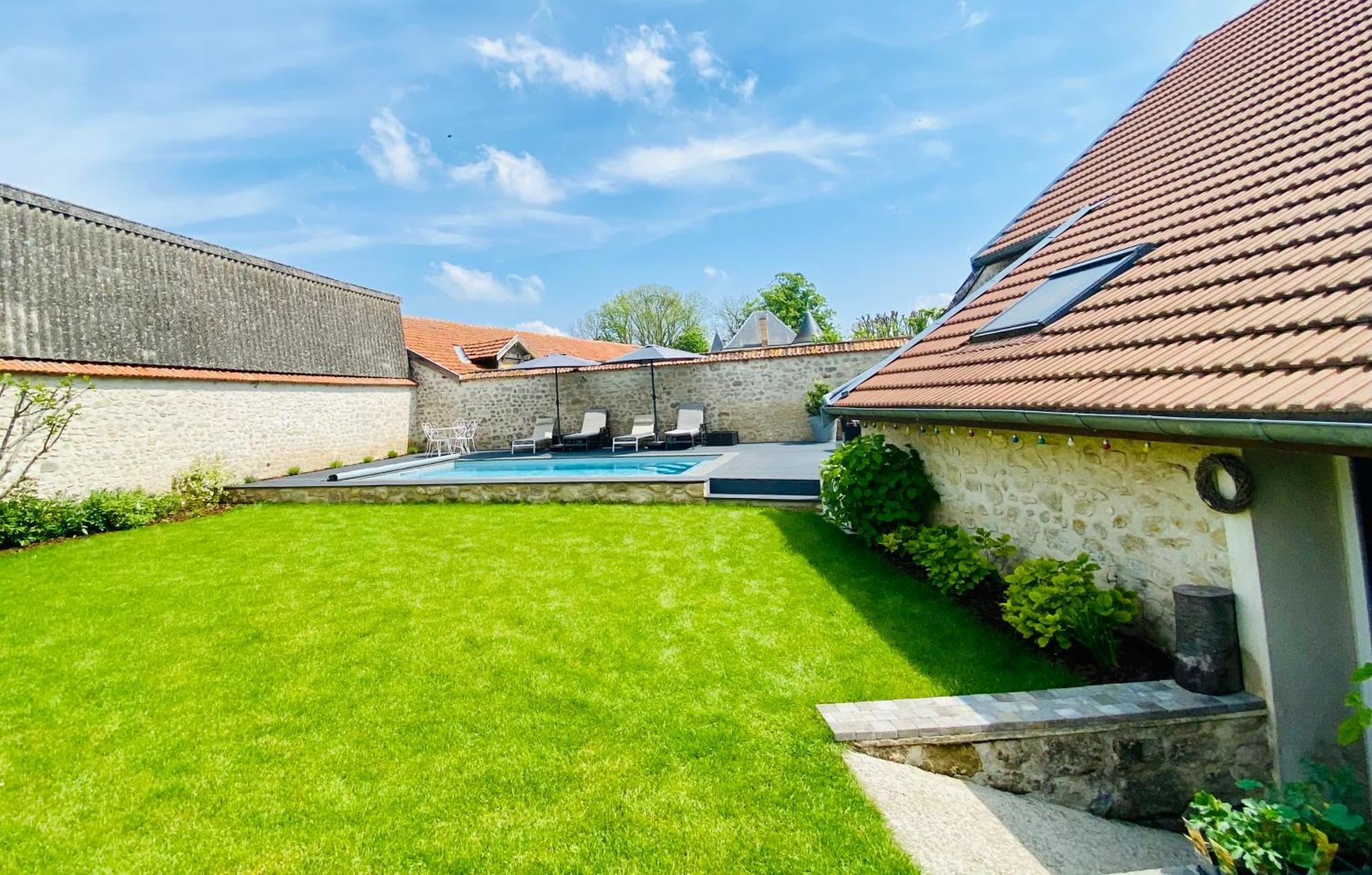 Studio D'Hotes Avec Piscine « Le Clos N°6 » Cormicy Extérieur photo
